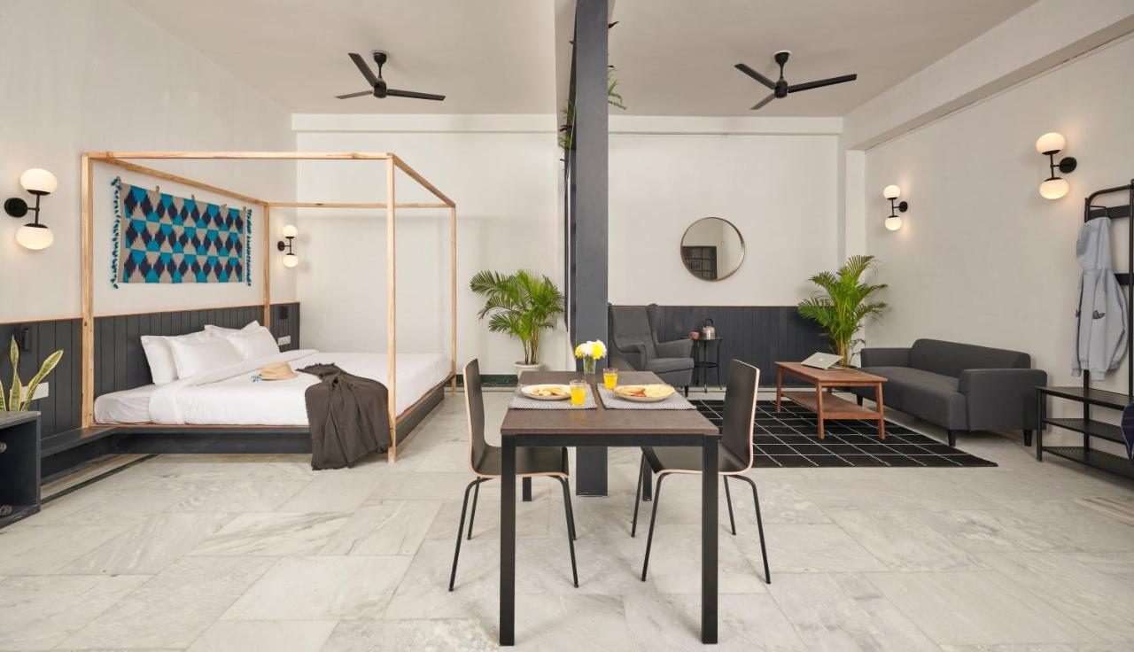 Апартаменты Poshtel Vns Варанаси Экстерьер фото